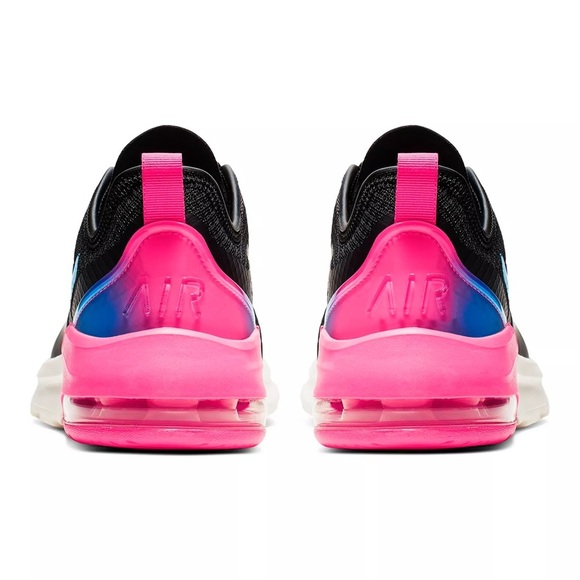 Nike Shoes - NIKE Air Max Motion 2 All Day Comfort Lightweight Size 7